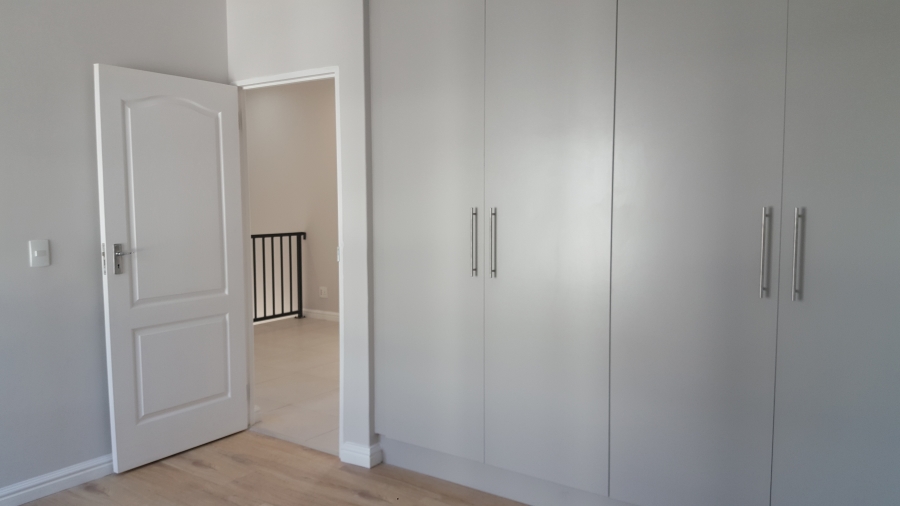 3 Bedroom Property for Sale in Sandown Western Cape